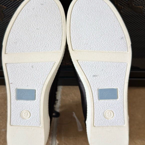 Libby Edelman Black Sneakers with White Sole - Picture 6 of 8